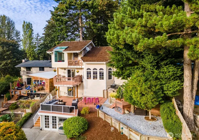 Photo 3 of Single family home for sale at 30439 38th Avenue S, Auburn, WA 98001 | MLS# NWM2577215 | Listing updated on 2026-09-19