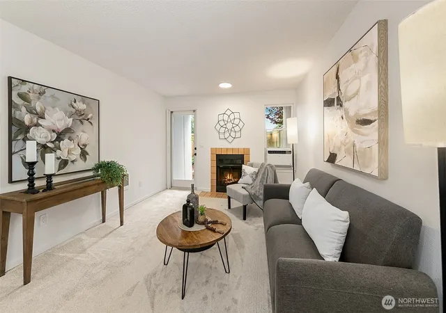 Photo 4 of Condo for sale at 13717 Linden Ave N #104, Seattle, WA 98133 | MLS# NWM2577224 | Listing updated on 2026-09-25