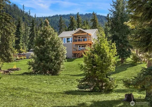 Single family home for sale at 961 Rocky Mountain Way, Cle Elum, WA 98922 | MLS# NWM2577255