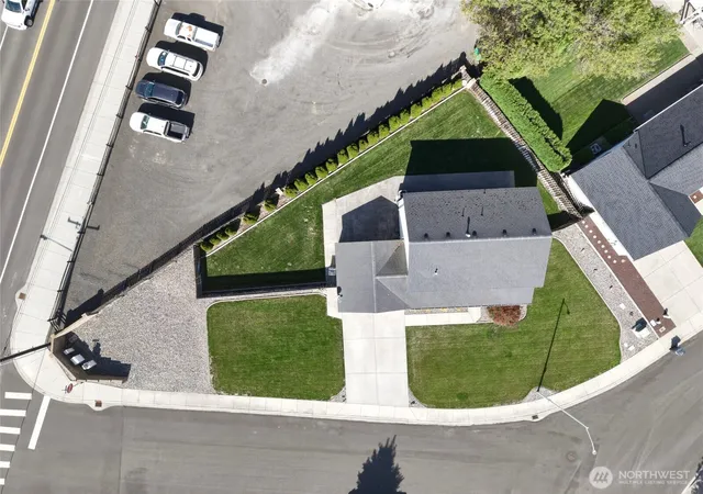Photo 2 of Single family home for sale at 1705 Se Market St, College Place, WA 99324 | MLS# NWM2577257 | Listing updated on 2026-10-02