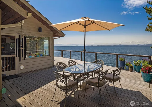 Photo 4 of Sale Pending at 681 Smugglers Cvs Rd, Friday Harbor, WA 98250 | MLS# NWM2577261 | Listing updated on 2026-09-26