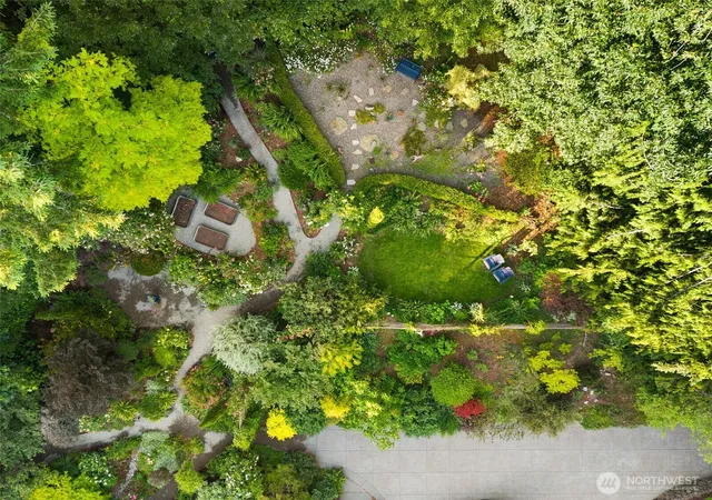 Photo 3 of Sale Pending at 13123 Phelps Rd NE, Bainbridge Island, WA 98110 | MLS# NWM2577268 | Listing updated on 2026-09-26