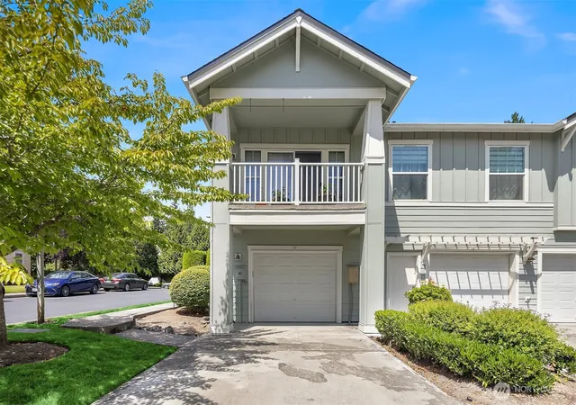 Photo 3 of Condo for sale at 22675 NE Alder Crst Dr #102, Redmond, WA 98053 | MLS# NWM2577283 | Listing updated on 2026-09-25