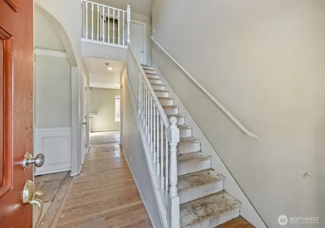 Photo 3 of Sale Pending at 8602 126th Street Ct E, Puyallup, WA 98373 | MLS# NWM2577293 | Listing updated on 2026-09-29
