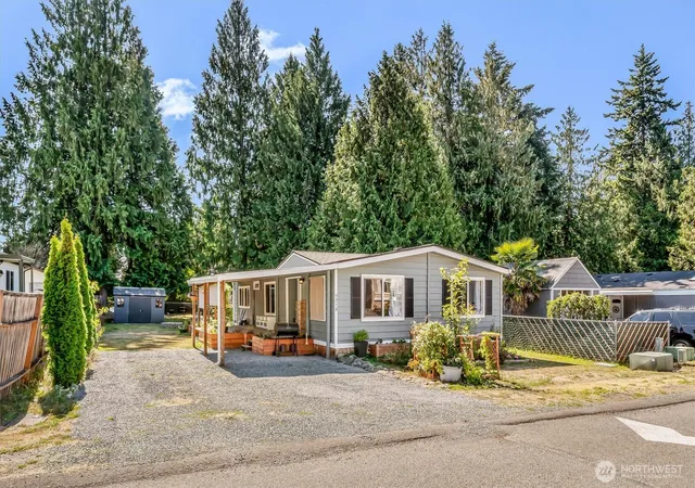 Photo 1 of Manufactured home for sale at 9218 13th Place Se, Lake Stevens, WA 98258 | MLS# NWM2577336 | Listing updated on 2026-09-29