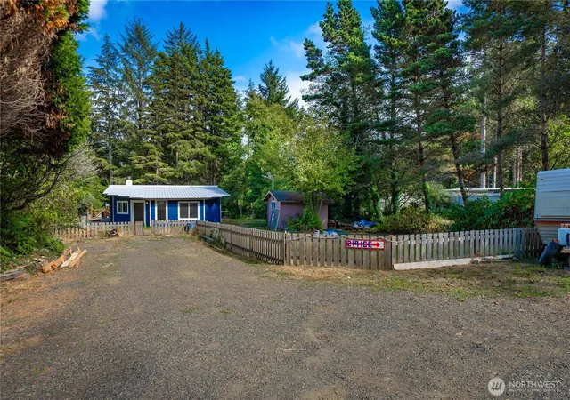 Photo 3 of Manufactured home for sale at 219 State Route 115, Hoquiam, WA 98550 | MLS# NWM2577369 | Listing updated on 2026-09-21