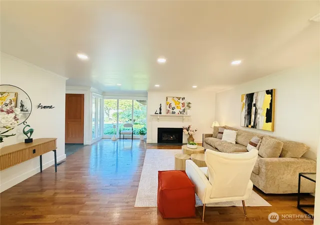 Photo 3 of Single family home for sale at 10509 Ne 197th Street, Bothell, WA 98011 | MLS# NWM2577373 | Listing updated on 2026-09-30