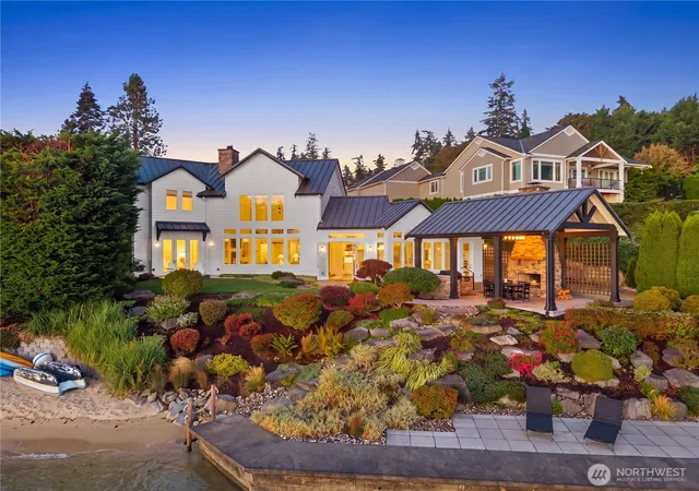 Photo 1 of Single family home for sale at 925 Gway Dr, Fox Island, WA 98333 | MLS# NWM2577384 | Listing updated on 2026-09-23
