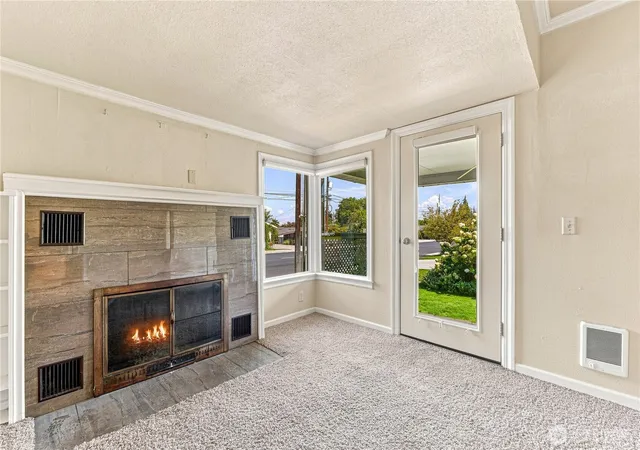 Photo 4 of Single family home for sale at 1647 Washington St, Wenatchee, WA 98801 | MLS# NWM2577402 | Listing updated on 2026-10-01