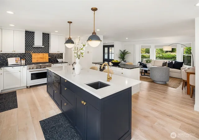 Photo 4 of Single family home for sale at 16207 NE 165th Street, Woodinville, WA 98072 | MLS# NWM2577451 | Listing updated on 2026-10-01