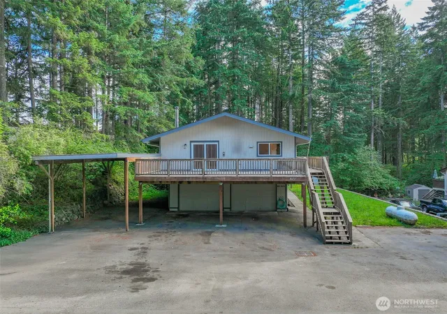Photo 3 of Sale Pending at 871 Ne Larson Blvd, Belfair, WA 98528 | MLS# NWM2577481 | Listing updated on 2026-09-25