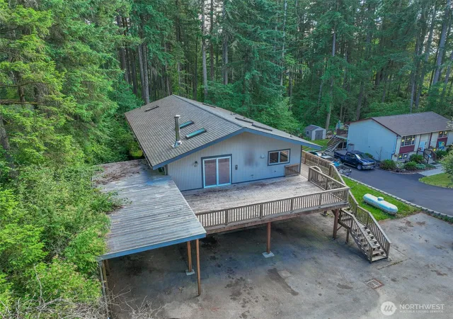Photo 4 of Sale Pending at 871 NE Larson Blvd, Belfair, WA 98528 | MLS# NWM2577481 | Listing updated on 2026-09-25