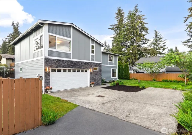 Photo 2 of Sale Pending at 22407 96th Avenue W, Edmonds, WA 98020 | MLS# NWM2577482 | Listing updated on 2026-09-27