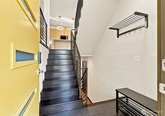 Photo 3 of Sale Pending at 4126 Cascadia Ave S, Seattle, WA 98118 | MLS# NWM2577496 | Listing updated on 2026-09-23