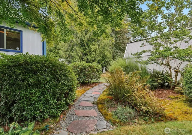 Photo 2 of Sale Pending at 12821 68th Street Ne, Lake Stevens, WA 98258 | MLS# NWM2577509 | Listing updated on 2026-09-28