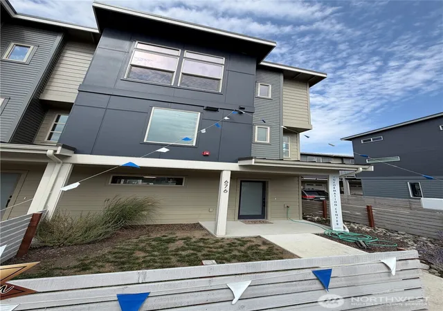 Photo 1 of Townhouse for sale at 676 W (lot 21) Kline Rd, Bellingham, WA 98226 | MLS# NWM2577516 | Listing updated on 2026-09-28