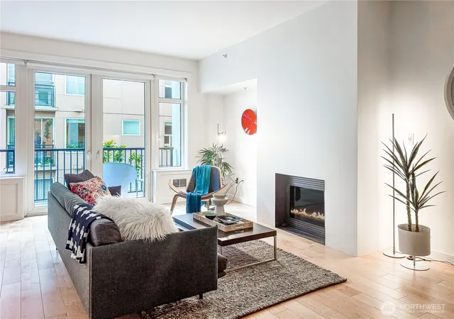 Photo 2 of Condo for sale at 2607 Western Ave #302, Seattle, WA 98121 | MLS# NWM2577525 | Listing updated on 2026-09-30