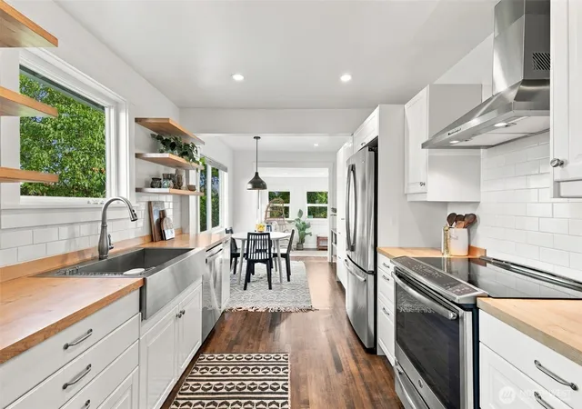 Photo 3 of Sale Pending at 4247 S Eddy St, Seattle, WA 98118 | MLS# NWM2577531 | Listing updated on 2026-09-29
