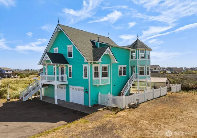 Photo 3 of Single family home for sale at 1307 Polara Ct Sw, Ocean Shores, WA 98569 | MLS# NWM2577538 | Listing updated on 2026-09-25