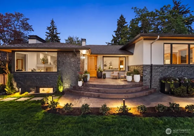 Photo 2 of Single family home for sale at 3204 72nd Avenue Se, Mercer Island, WA 98040 | MLS# NWM2577547 | Listing updated on 2026-10-01