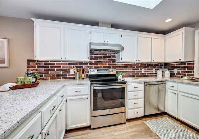 Photo 4 of Condo for sale at 432 3rd Avenue S #B203, Edmonds, WA 98020 | MLS# NWM2577548 | Listing updated on 2026-09-27