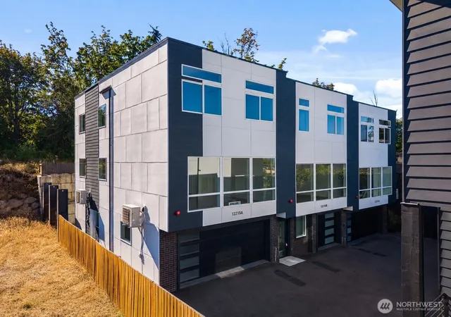 Photo 1 of Townhouse for sale at 12215 Des Moines Memorial Dr S #A, Seattle, WA 98168 | MLS# NWM2577550 | Listing updated on 2026-09-25