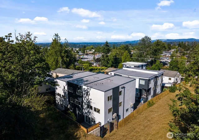 Photo 3 of Townhouse for sale at 12215 Des Moines Memorial Dr S #A, Seattle, WA 98168 | MLS# NWM2577550 | Listing updated on 2026-09-25
