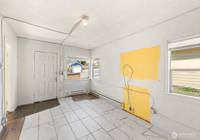 Photo 3 of Single family home for sale at 5208 15th Avenue S, Seattle, WA 98108 | MLS# NWM2577556 | Listing updated on 2026-09-25