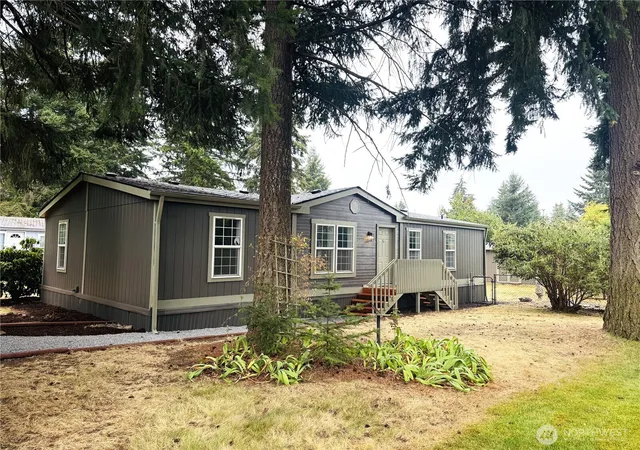 Manufactured home for sale at 8016 194th Street E #48, Spanaway, WA 98387 | MLS# NWM2577562