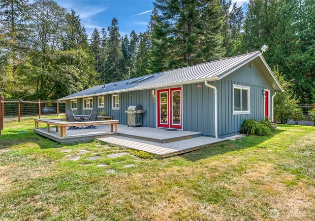 Photo 2 of Single family home for sale at 2822 Enchanted Forest Ln, Eastsound, WA 98245 | MLS# NWM2577572 | Listing updated on 2026-09-29