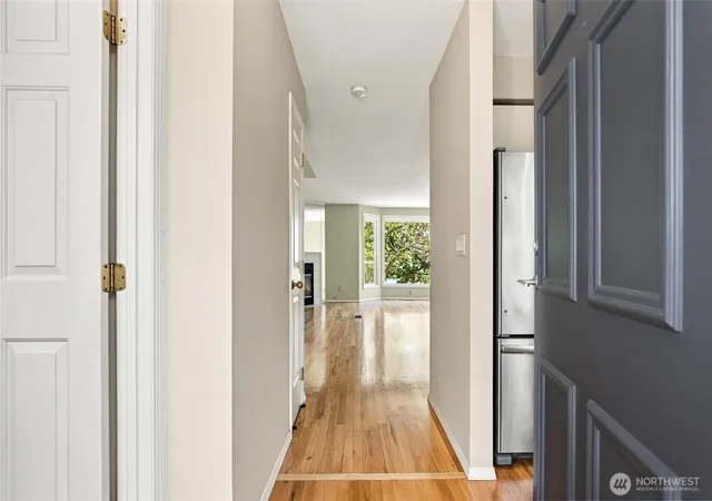 Photo 3 of Townhouse for sale at 3812 25th Avenue W #4B, Seattle, WA 98199 | MLS# NWM2577575 | Listing updated on 2026-09-19