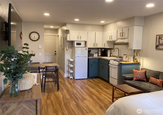 Photo 2 of Condo for sale at 250 Tucker Rd #2, Friday Harbor, WA 98250 | MLS# NWM2577577 | Listing updated on 2026-09-25