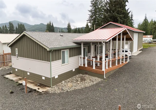 Manufactured home for sale at 41 Johnson Rd, Forks, WA 98331 | MLS# NWM2577586