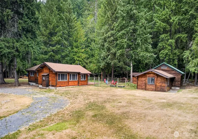 Photo 3 of Single family home for sale at 16805 Rainbow Ln E, Enumclaw, WA 98022 | MLS# NWM2577599 | Listing updated on 2026-09-25