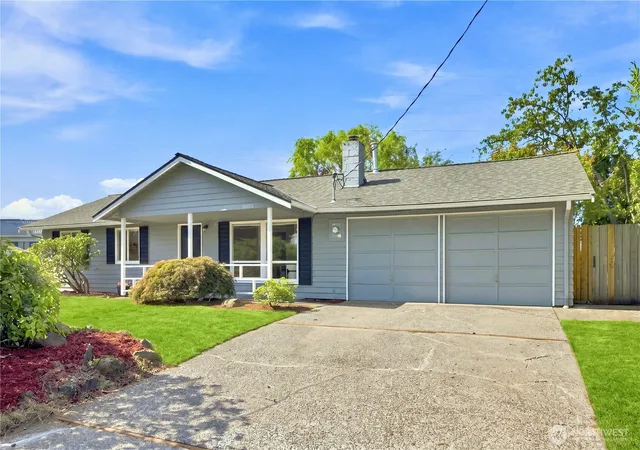 Photo 1 of Sale Pending at 16631 116th Place Se, Renton, WA 98058 | MLS# NWM2577609 | Listing updated on 2026-09-25