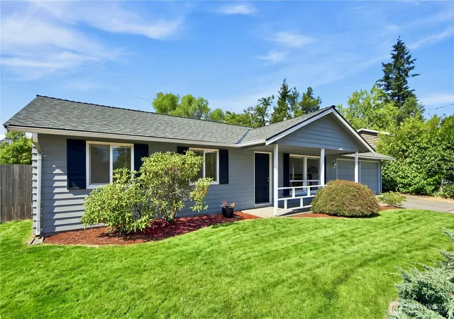 Photo 2 of Sale Pending at 16631 116th Place Se, Renton, WA 98058 | MLS# NWM2577609 | Listing updated on 2026-09-25