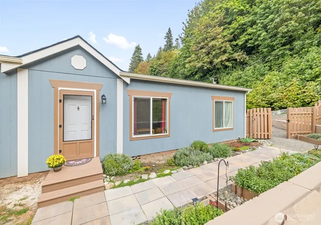 Photo 1 of Manufactured home for sale at 52 S Hemlock Ln, Port Angeles, WA 98362 | MLS# NWM2577622 | Listing updated on 2026-09-25