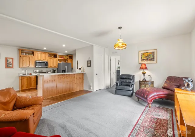 Photo 3 of Manufactured home for sale at 52 S Hemlock Ln, Port Angeles, WA 98362 | MLS# NWM2577622 | Listing updated on 2026-09-25