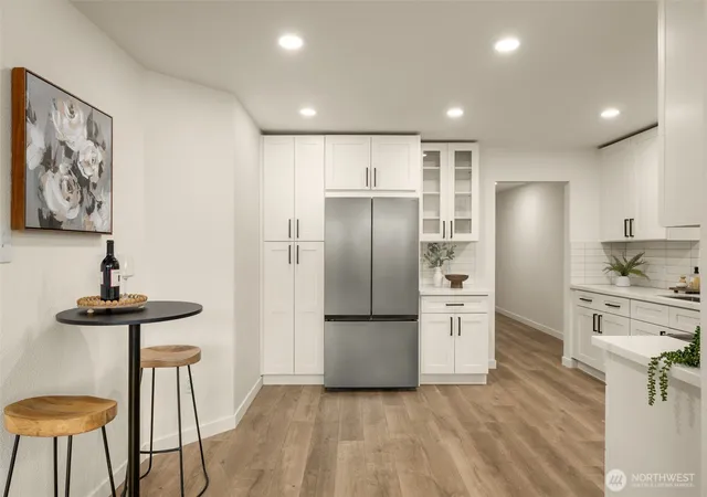 Photo 4 of Condo for sale at 9715 NE Juanita Dr #B107, Kirkland, WA 98034 | MLS# NWM2577628 | Listing updated on 2026-10-01