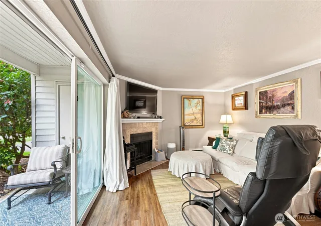 Photo 4 of Condo for sale at 12024 100th Avenue NE #P101, Kirkland, WA 98034 | MLS# NWM2577635 | Listing updated on 2026-09-22