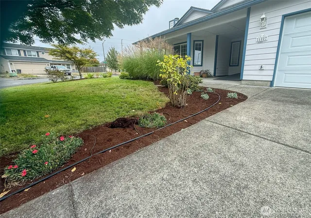 Photo 1 of Single family home for sale at 16007 Ne Hickory St, Vancouver, WA 98682 | MLS# NWM2577636 | Listing updated on 2026-09-30