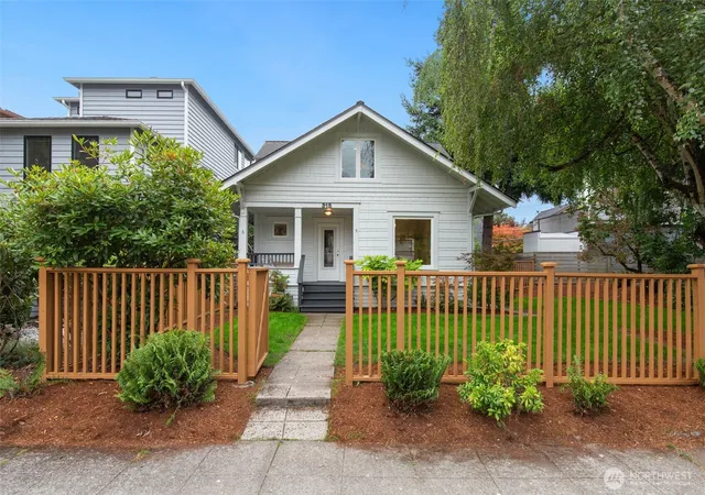 Photo 2 of Sale Pending at 313 Ne 76th Street, Seattle, WA 98115 | MLS# NWM2577638 | Listing updated on 2026-09-29