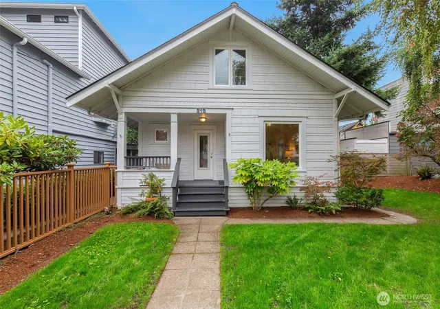 Photo 3 of Sale Pending at 313 Ne 76th Street, Seattle, WA 98115 | MLS# NWM2577638 | Listing updated on 2026-09-29