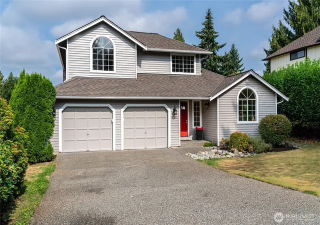 Photo 3 of Single family home for sale at 6811 Shady Grv Pl, Arlington, WA 98223 | MLS# NWM2577660 | Listing updated on 2026-09-26