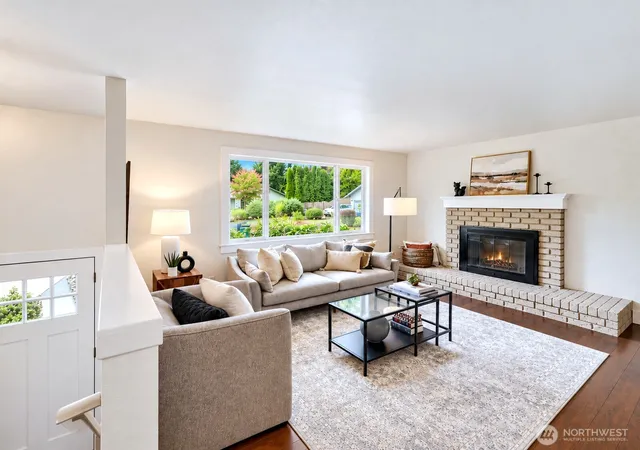 Photo 3 of Single family home for sale at 13832 125th Avenue Ne, Kirkland, WA 98034 | MLS# NWM2577667 | Listing updated on 2026-10-01