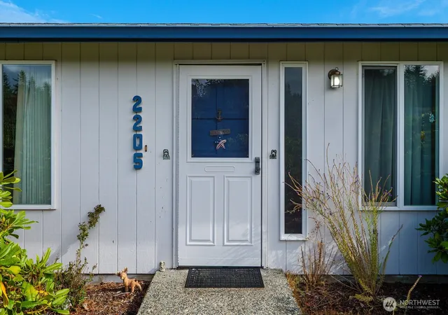 Photo 3 of Single family home for sale at 2205 W 14th Street, Port Angeles, WA 98363 | MLS# NWM2577673 | Listing updated on 2026-09-30