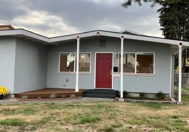 Photo 1 of Single family home for sale at 6618 S Clement Ave, Tacoma, WA 98409 | MLS# NWM2577682 | Listing updated on 2026-10-28