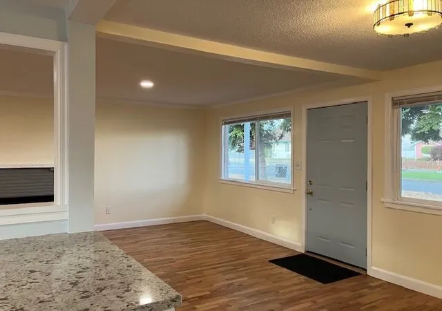 Photo 4 of Single family home for sale at 6618 S Clement Ave, Tacoma, WA 98409 | MLS# NWM2577682 | Listing updated on 2026-10-28