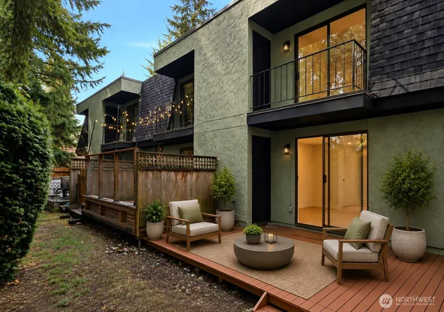 Photo 4 of Townhouse for sale at 4426 176th Street SW #J1, Lynnwood, WA 98037 | MLS# NWM2577686 | Listing updated on 2026-09-28