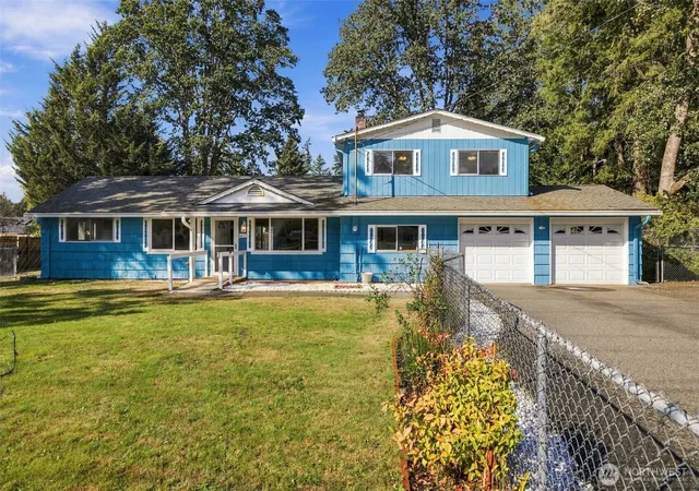 Photo 1 of Single family home for sale at 8419 Washington Blvd Sw, Lakewood, WA 98498 | MLS# NWM2577692 | Listing updated on 2026-09-27